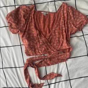 Floral wrap top